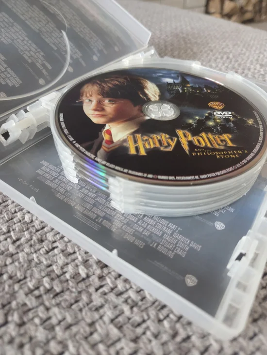Harry Potter Complete 8-Film DVD Collection - Blue - Picture 3 of 6
